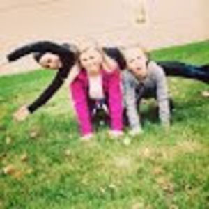 Meet your Posher, Madeline